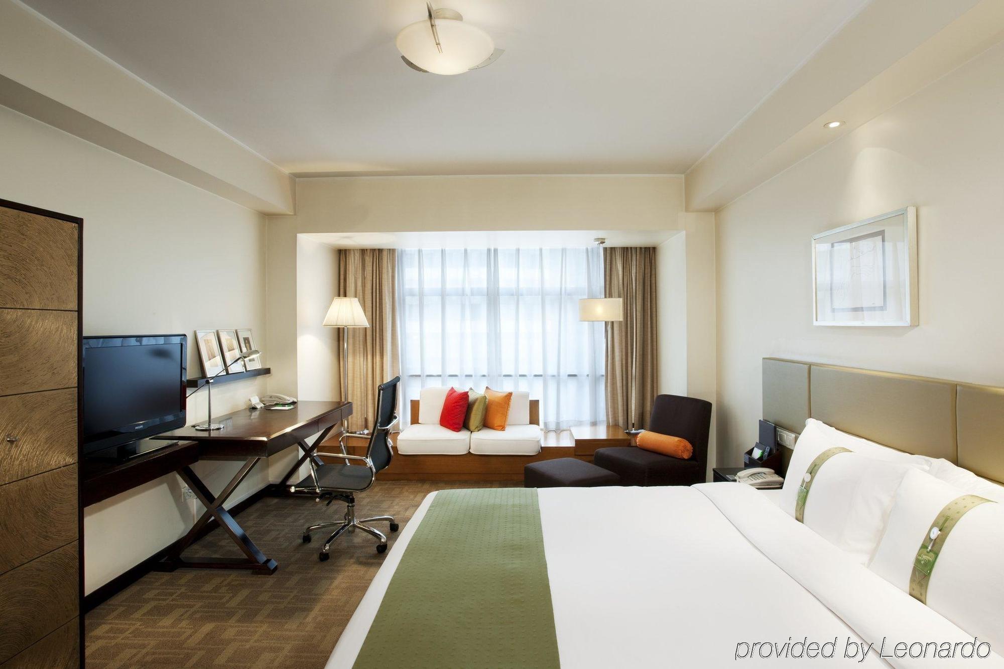 Holiday Inn Central Plaza Beijing Exterior photo