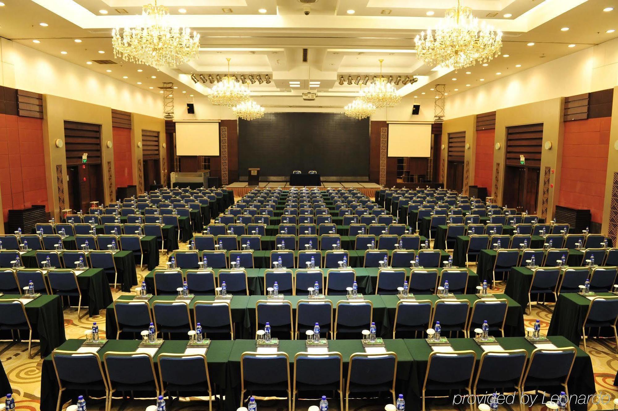 Holiday Inn Central Plaza Beijing Exterior photo